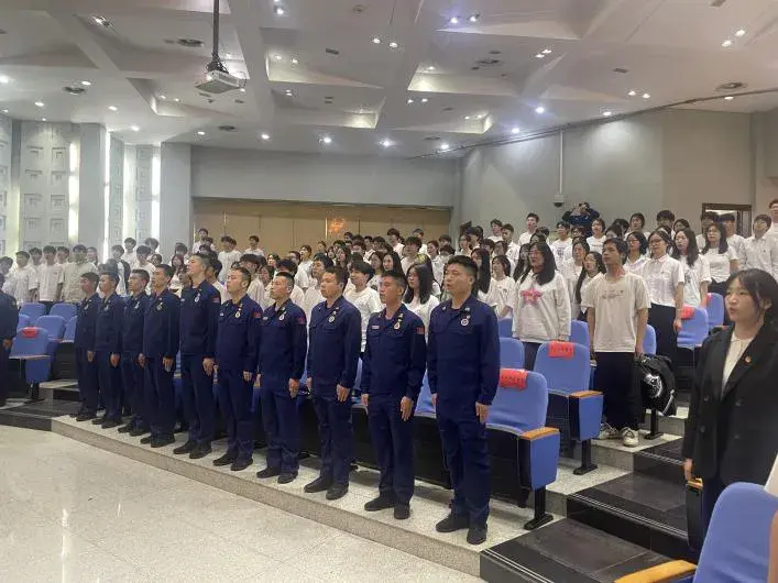 新建 DOCX 文档.docx 新建 DOCX 文档.docx
