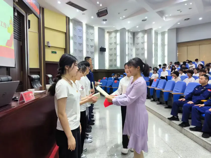 新建 DOCX 文档.docx 新建 DOCX 文档.docx