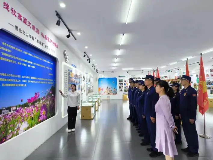 新建 DOCX 文档.docx 新建 DOCX 文档.docx
